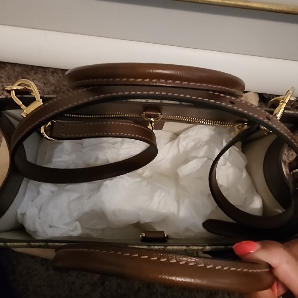 Gucci Tote Bag - Picture 5 of 10